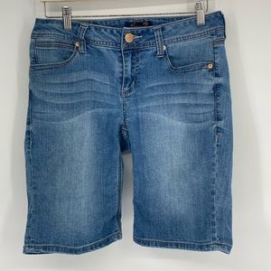 7 For All Mankind Bermuda‎ Denim Jean Shorts Women's Size 6